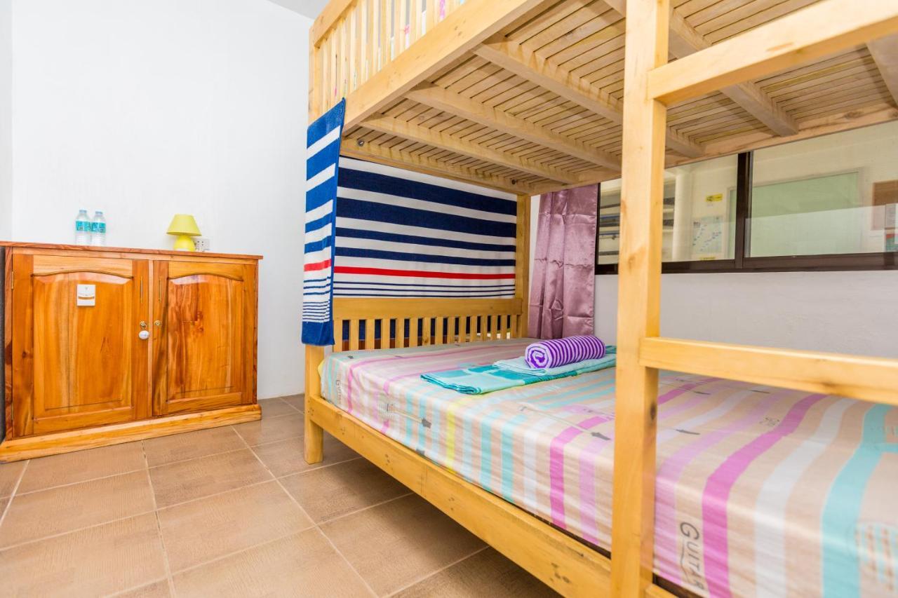 Moalboal Shaka Traveler'S Place (Adults Only) Chambre photo